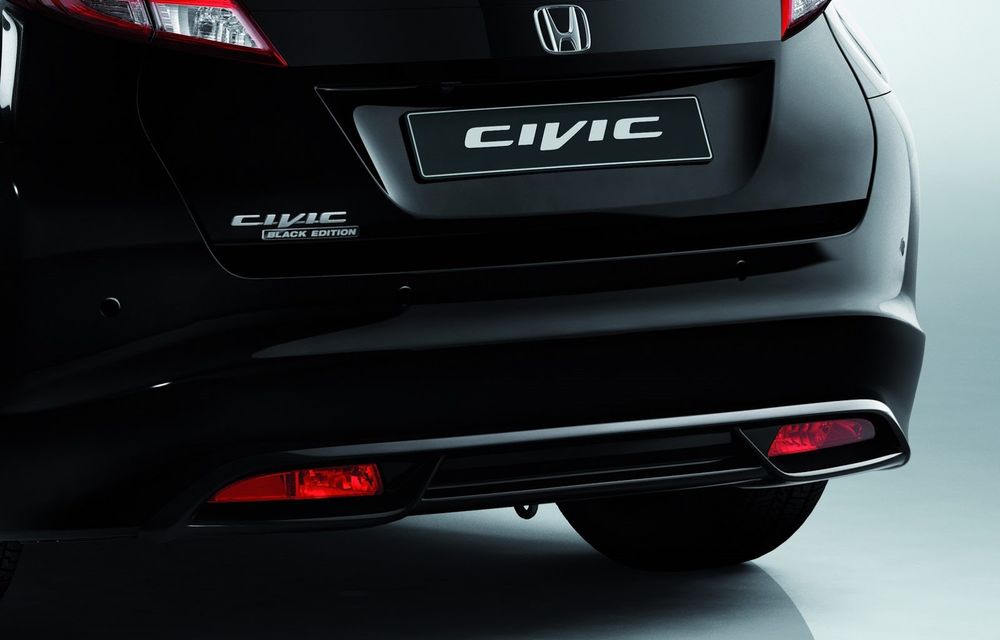 Honda Civic Black Edition - pachet estetic disponibil pentru clienţii europeni - Poza 11