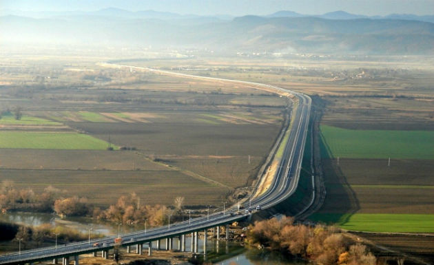 Autostrada Sibiu-Piteşti a redevenit prioritară pentru Guvern - Poza 1