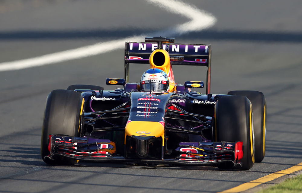 Red Bull a identificat cauza pentru abandonul lui Vettel: a cedat un cilindru al motorului - Poza 1
