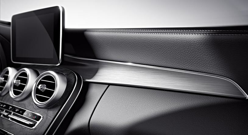 Mercedes-Benz C-Klasse Edition 1 - versiune specială, disponibilă în următoarele 12 luni - Poza 2
