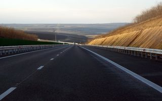 Autostrada Bucuresti-Constanţa va primi perdele forestiere împotriva viscolului