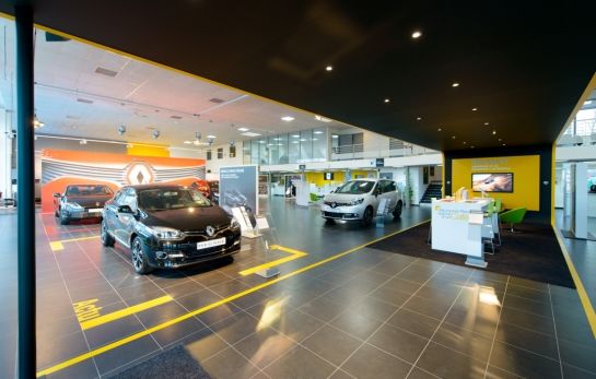 Renault Megane facelift a fost lansat în România alături de noul format de showroom - Poza 6