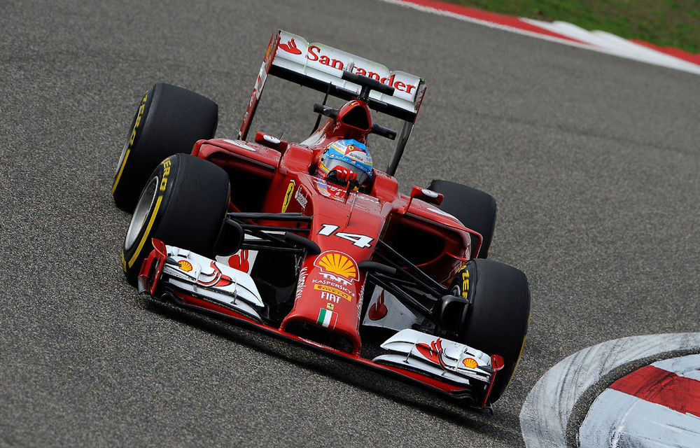 Alonso mizează pe progrese lente pentru a ajunge Mercedes până la sfârşitul sezonului - Poza 1
