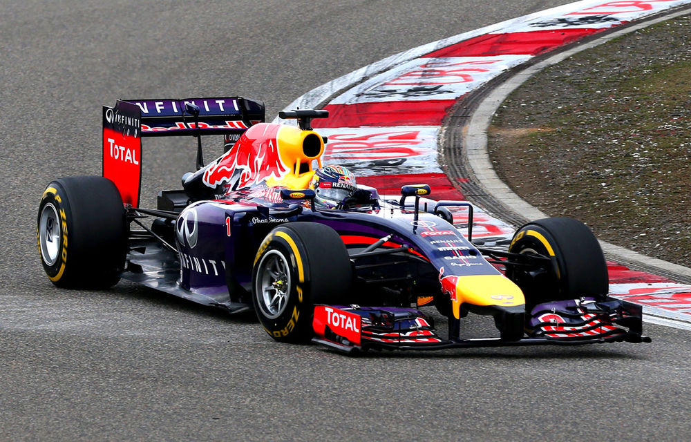 Lauda explică dificultăţile lui Vettel: &quot;Nu ştie să piloteze noile monoposturi&quot; - Poza 1