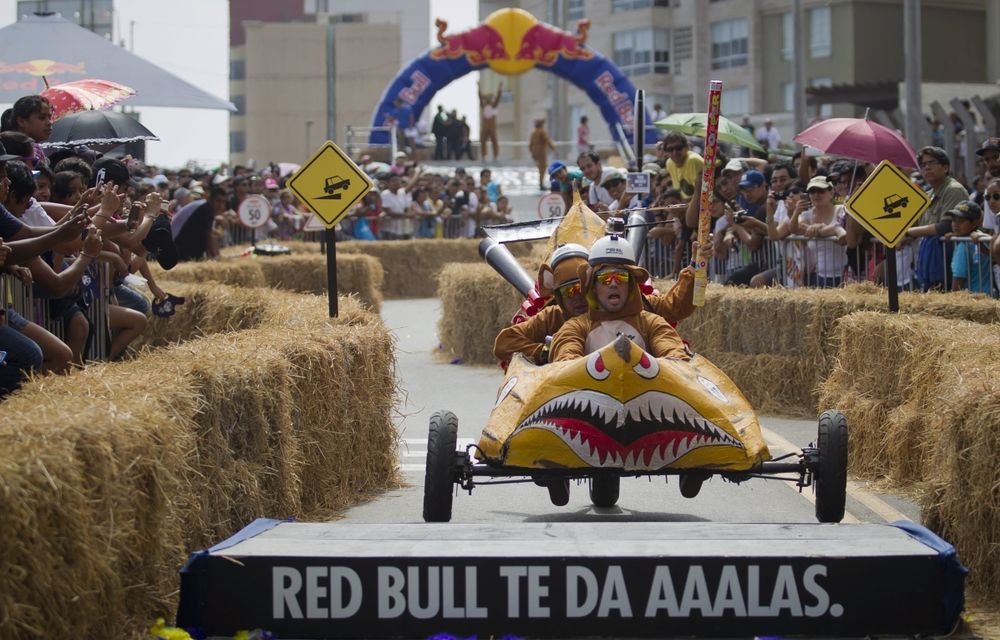 Red Bull SoapBox 2014: o idee trăznită aduce prima cursă de maşini artizanale nemotorizate în România - Poza 2