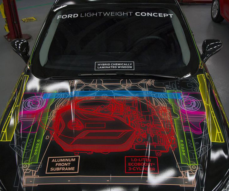 Un Mondeo care cântăreşte cât un Fiesta: Ford Lightweight Concept - Poza 3