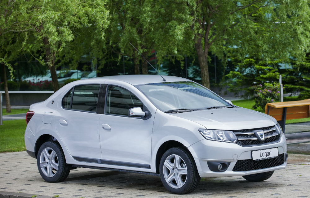 Dacia lansează ediţia specială Logan 10 ani: climatizare automată, comenzi pe uşi şi semnal în oglinzi - Poza 1