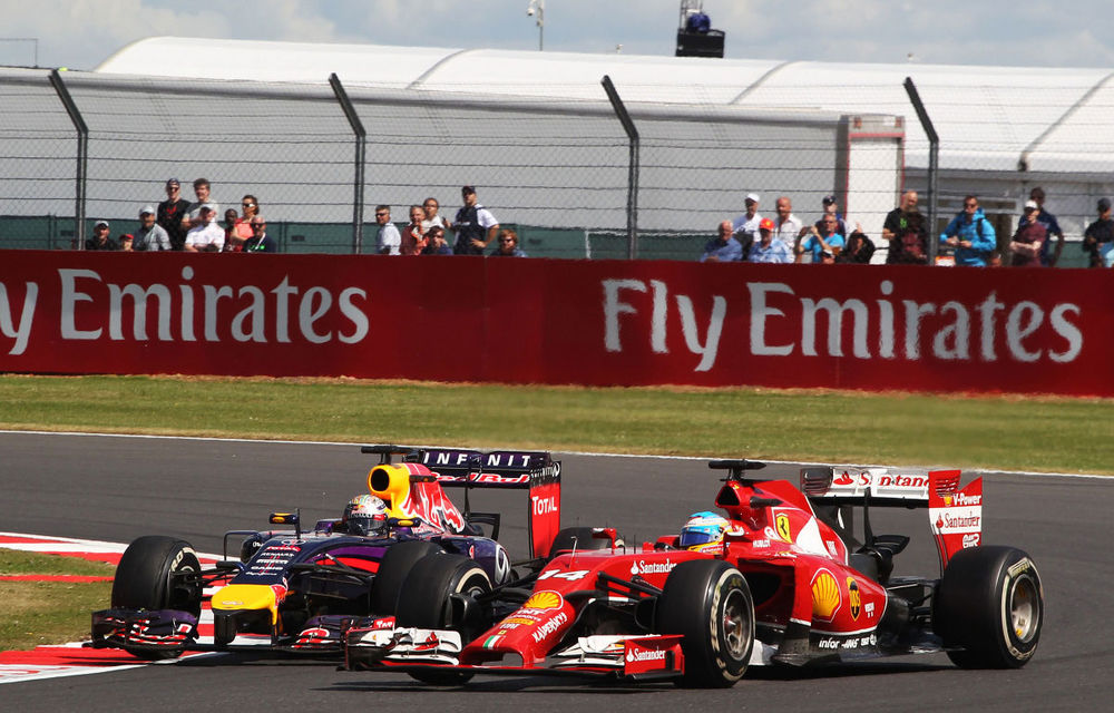Alonso: &quot;Sunt mândru că m-am apărat 13 tururi în faţa lui Vettel&quot; - Poza 1