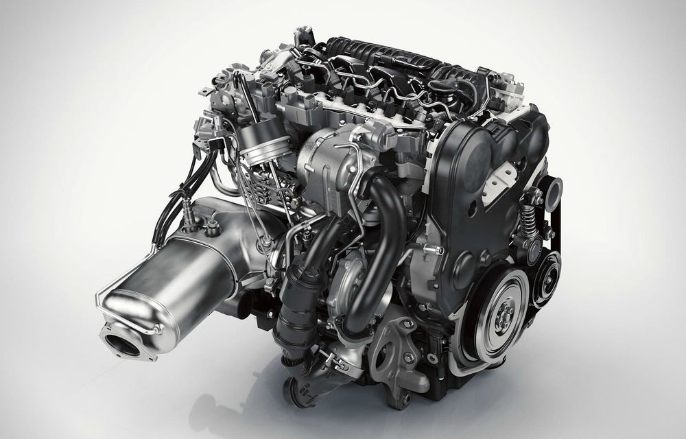 Noul Volvo XC90: motor hibrid de 400 CP ascuns sub titulatura T8 - Poza 3