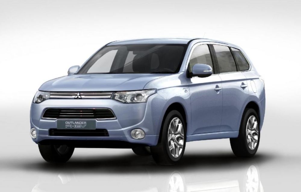 Preţuri Mitsubishi Outlander Plug-in Hybrid în România: hibridul 4x4 pleacă de la 45.500 euro - Poza 1