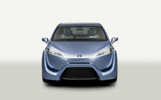 Viitorul Toyota Prius va avea în sfârşit acumulatori Litiu-Ion şi, posibil, variantă cu tracţiune integrală permanentă