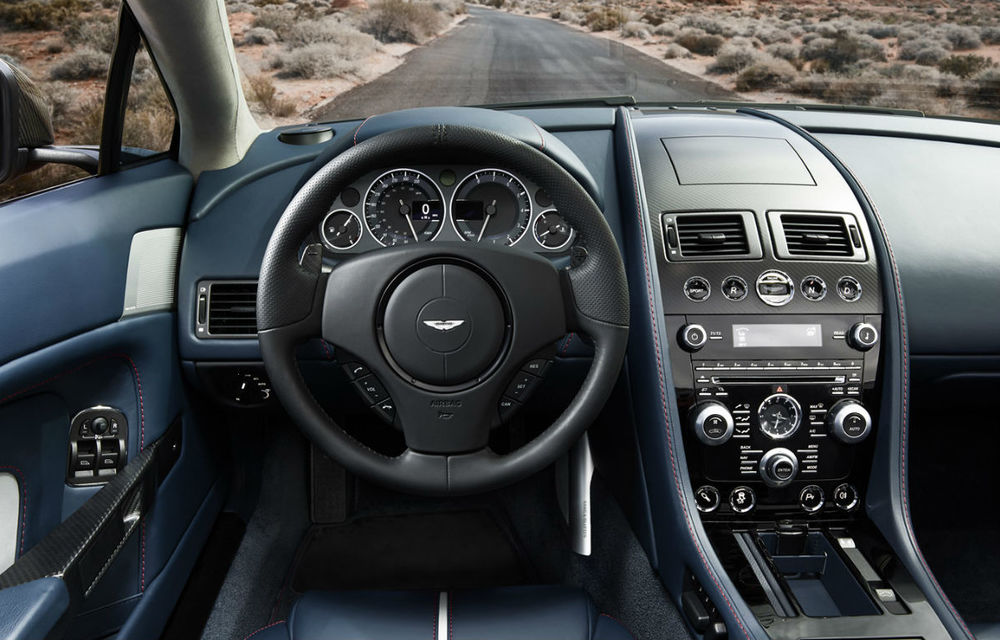Aston Martin V12 Vantage S Roadster, cea mai rapidă decapotabilă a englezilor - Poza 38