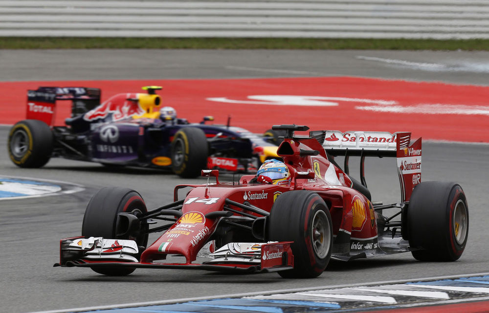 Alonso laudă performanţele lui Ricciardo din acest sezon - Poza 1