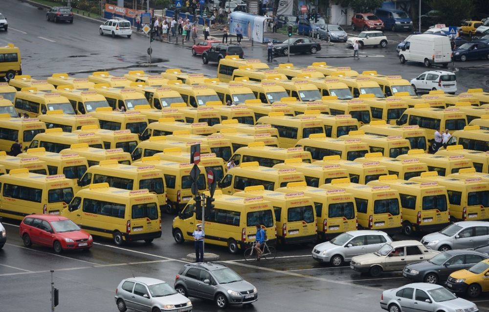 Opel a livrat prima sută de unităţi Movano destinate transportului elevilor - Poza 5