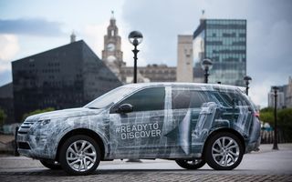Land Rover Discovery Sport, primul teaser al succesorului lui Freelander