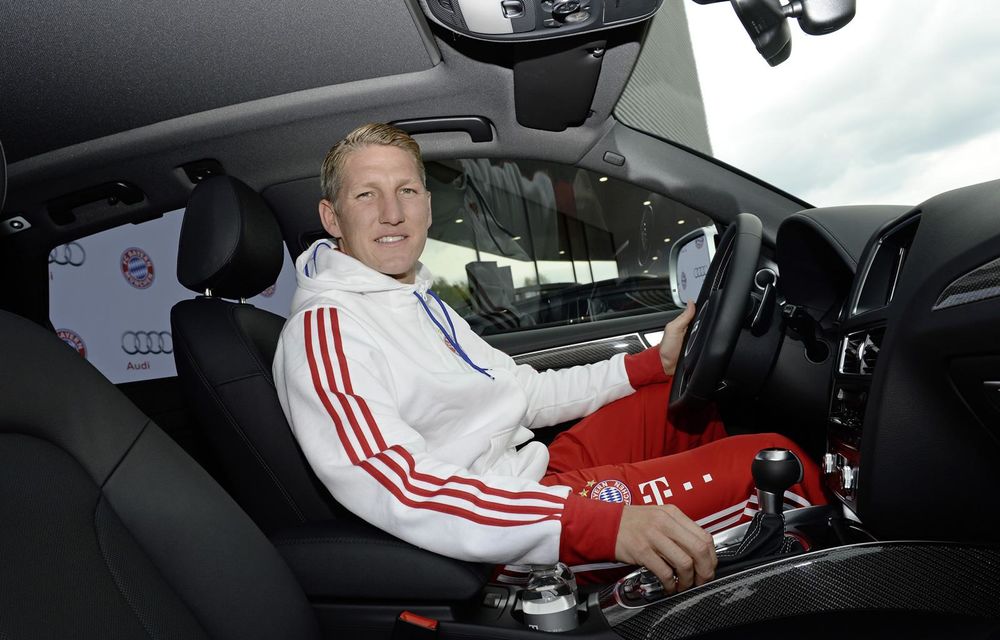 Fotbaliştii echipei Bayern Munchen au primit o flotă Audi şi un curs de pilotaj cu R8 - Poza 2