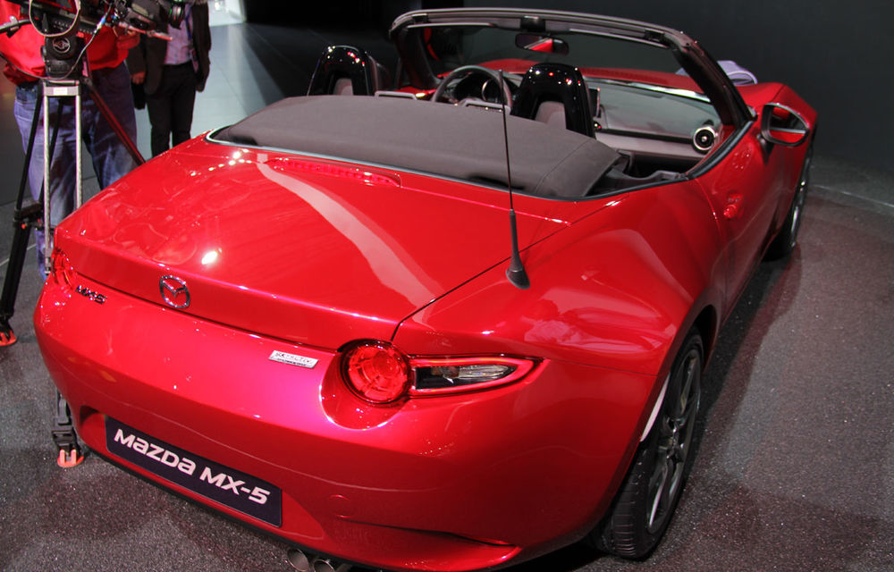 PARIS 2014 LIVE: Mazda MX-5: cel mai popular roadster din lume a ajuns la a patra generaţie - Poza 12