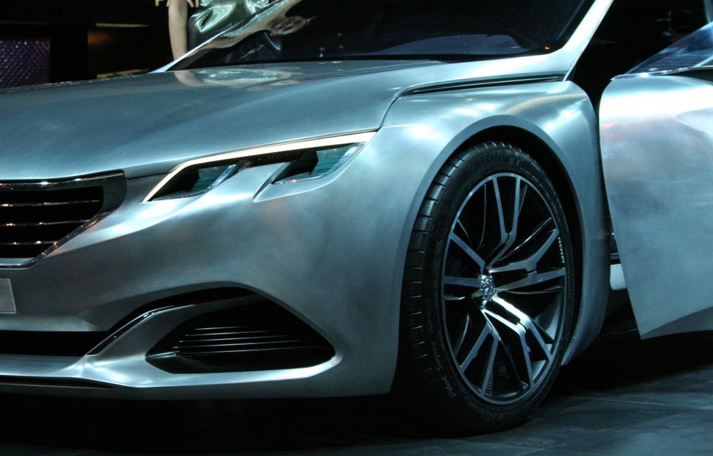 PARIS 2014 LIVE: Peugeot Exalt: conceptul unui coupe cu patru uşi debutează şi în Europa în luna octombrie - Poza 5