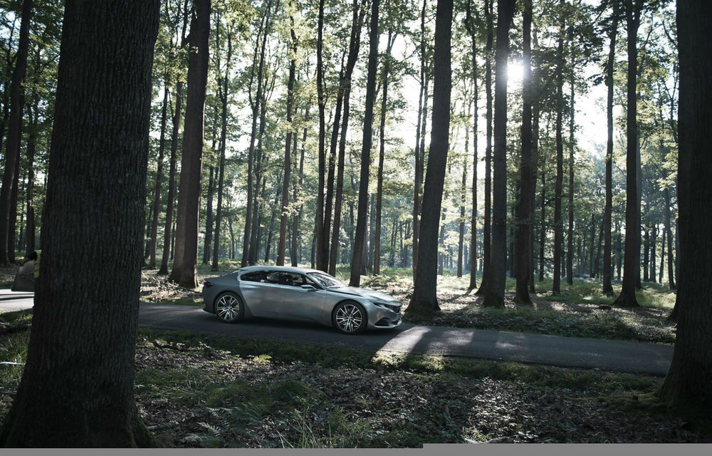 PARIS 2014 LIVE: Peugeot Exalt: conceptul unui coupe cu patru uşi debutează şi în Europa în luna octombrie - Poza 19