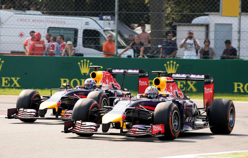 Red Bull: &quot;Vettel, depăşit de Ricciardo ca urmare a strategiilor diferite pentru pneuri&quot; - Poza 1