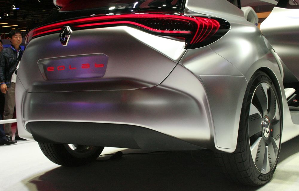 PARIS 2014 LIVE: Renault Eolab concept: consum de 1 litru la sută pentru maşina viitorului în viziunea francezilor - Poza 16