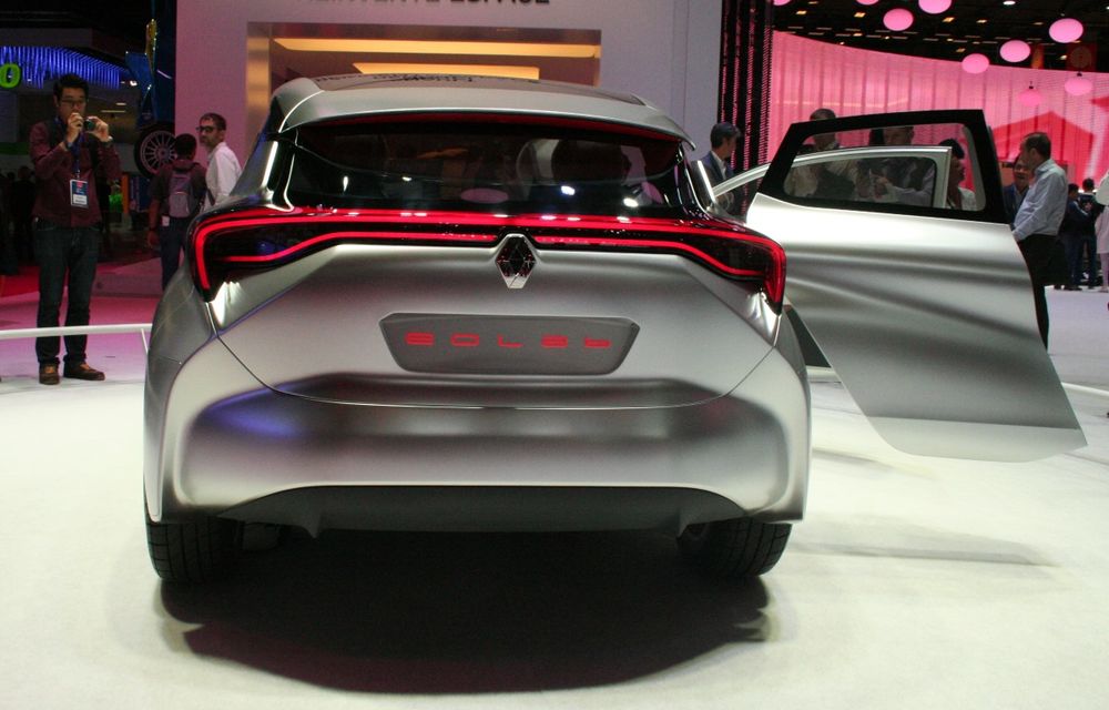 PARIS 2014 LIVE: Renault Eolab concept: consum de 1 litru la sută pentru maşina viitorului în viziunea francezilor - Poza 3