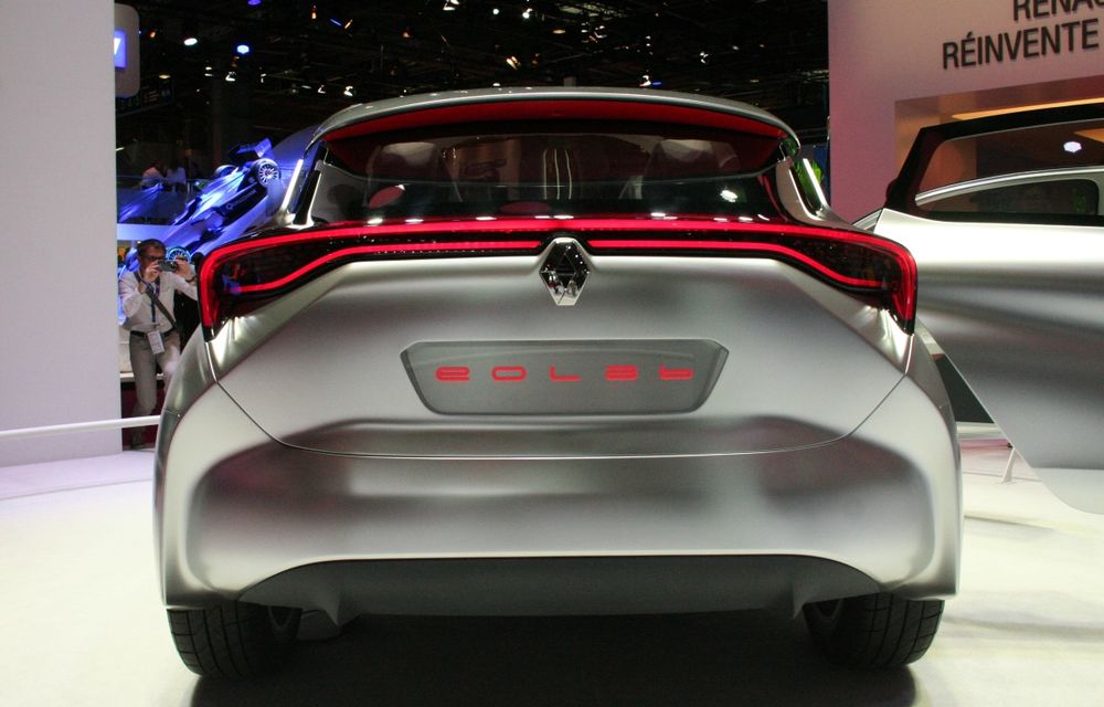 PARIS 2014 LIVE: Renault Eolab concept: consum de 1 litru la sută pentru maşina viitorului în viziunea francezilor - Poza 6