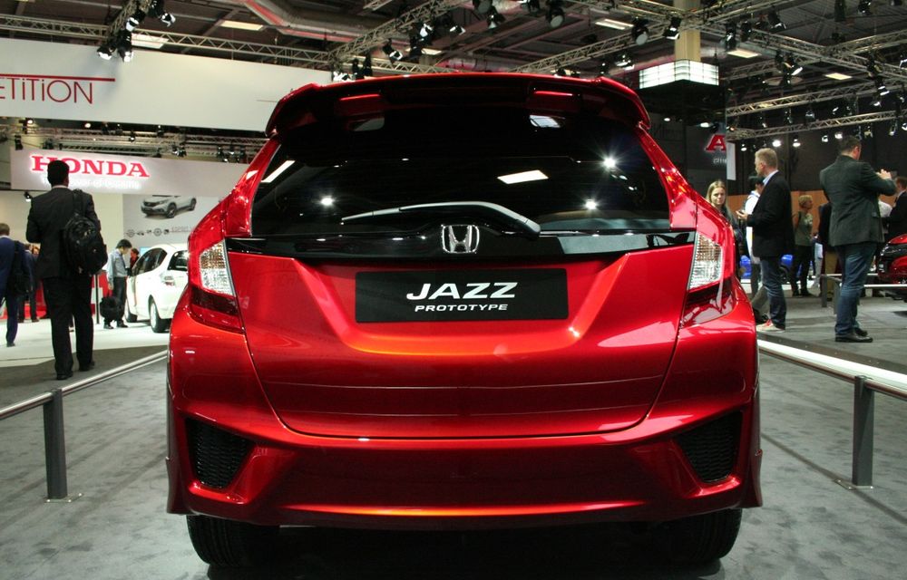 PARIS 2014 LIVE: Honda Jazz ajunge la a treia generaţie: platformă nouă, spaţiu mai mare, design familiar - Poza 4