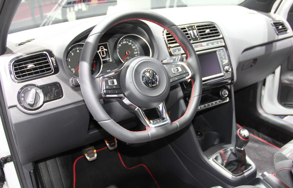 PARIS 2014 LIVE: Volkswagen Polo GTI facelift - subcompacta de performanţă primeşte 192 CP şi o manuală cu şase trepte - Poza 6
