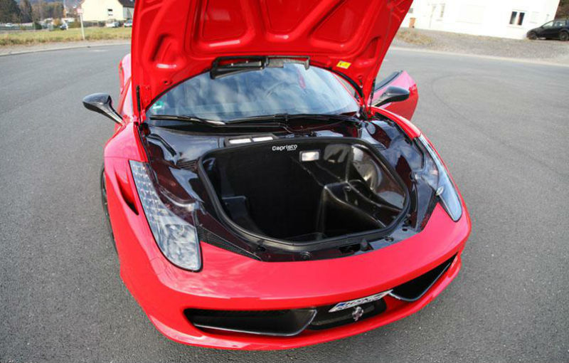Ferrari 458 Italia, rechemat în service pentru că portbagajul nu se deschide din interior - Poza 1