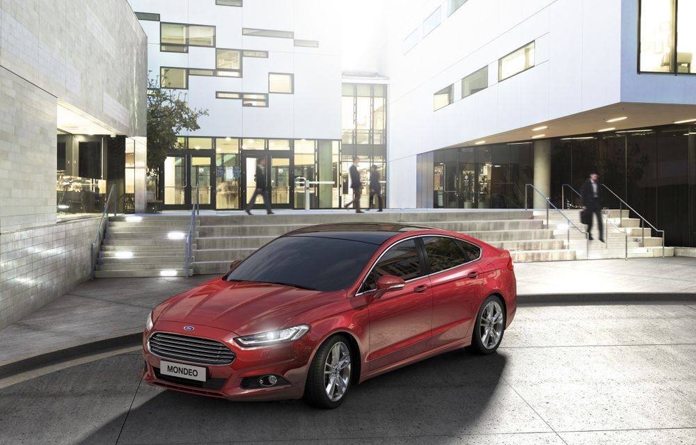 Noul Ford Mondeo îşi dezvăluie secretele tehnologice: faruri Full-LED, versiune hibridă şi parcare automată cu spatele - Poza 3