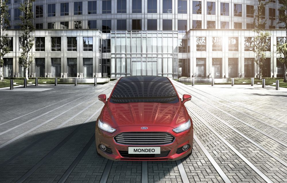 Noul Ford Mondeo îşi dezvăluie secretele tehnologice: faruri Full-LED, versiune hibridă şi parcare automată cu spatele - Poza 4