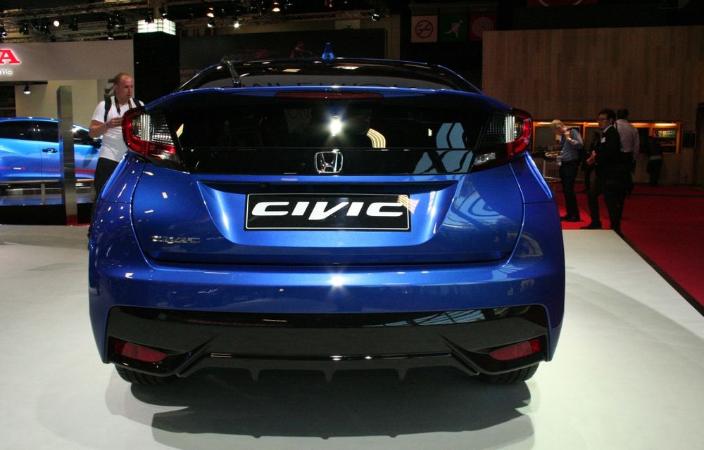 PARIS 2014 LIVE: Honda Civic primeşte un facelift şi o versiune Sport - Poza 7