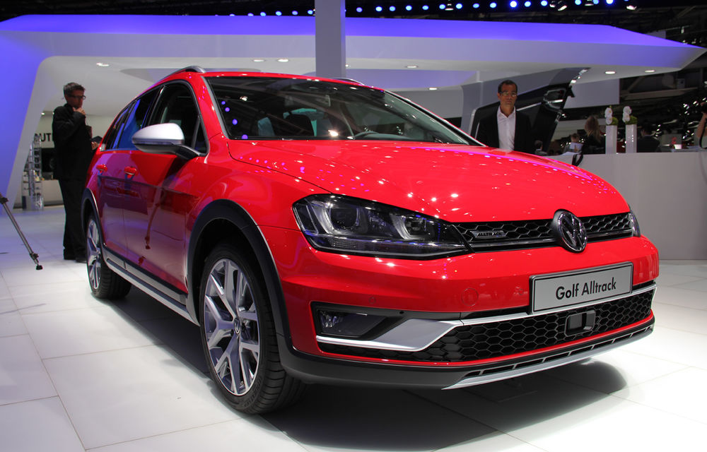 PARIS 2014 LIVE: Volkswagen Golf Alltrack - compacta germană este pregătită şi pentru off-road - Poza 2