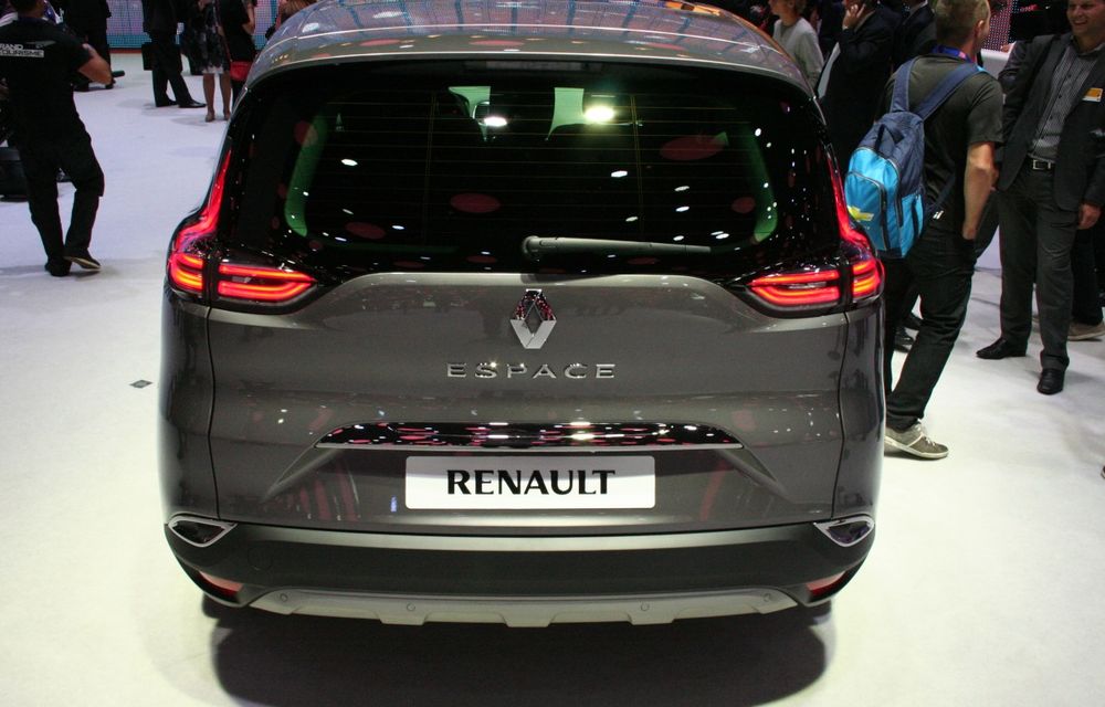 PARIS 2014 LIVE: Renault Espace își schimbă complet profilul și devine un crossover de familie - Poza 6