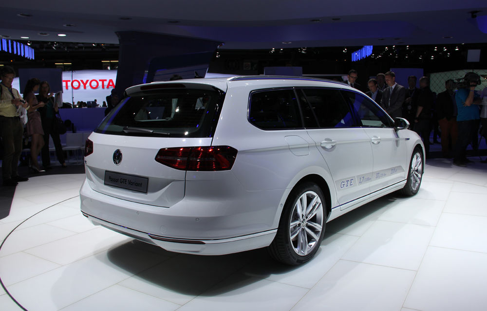 PARIS 2014 LIVE: Volkswagen Passat GTE - varianta hybrid plug-in a noului model din Wolfsburg - Poza 6