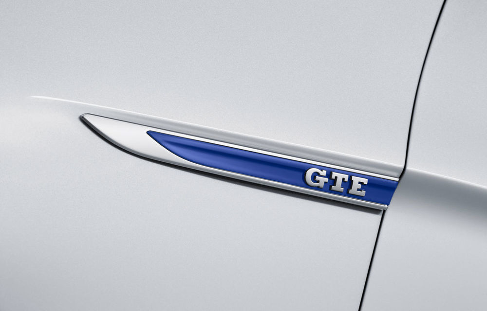 PARIS 2014 LIVE: Volkswagen Passat GTE - varianta hybrid plug-in a noului model din Wolfsburg - Poza 13
