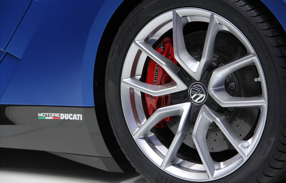 PARIS 2014 LIVE: Volkswagen XL Sport - cel mai economic model din lume are acum şi versiune sportivă - Poza 6