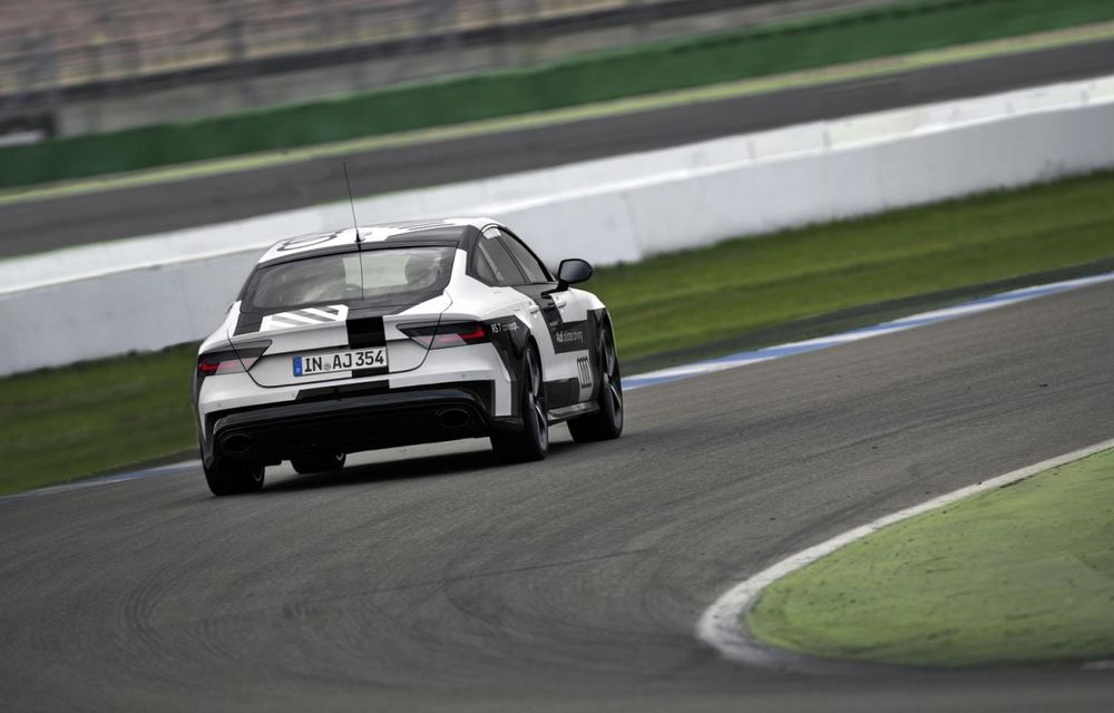 Audi RS7 piloted driving Concept, maşina care se pilotează singură pe circuit, a fost prezentată oficial - Poza 11