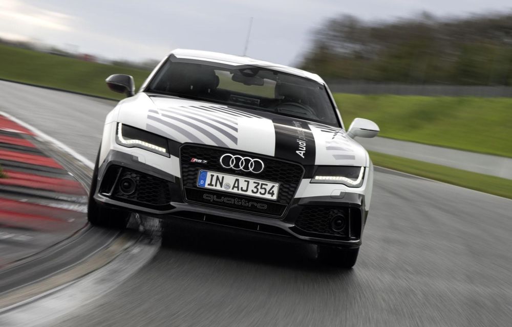 Audi RS7 piloted driving Concept, maşina care se pilotează singură pe circuit, a fost prezentată oficial - Poza 1