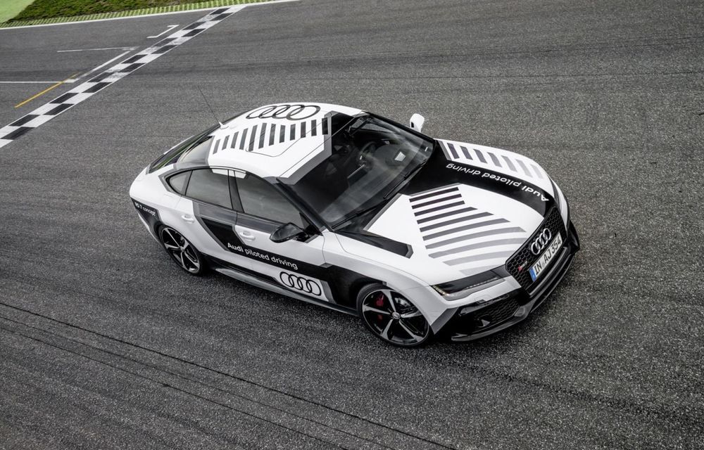 Audi RS7 piloted driving Concept, maşina care se pilotează singură pe circuit, a fost prezentată oficial - Poza 13