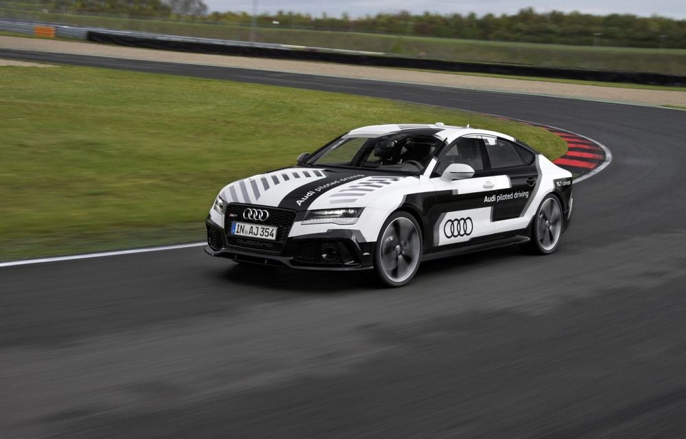 Audi RS7 piloted driving Concept, maşina care se pilotează singură pe circuit, a fost prezentată oficial - Poza 12