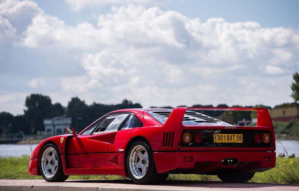 Un Ferrari F40 aparţinând lui Nigel Mansell s-a vândut pentru aproape 700.000 de euro - Poza 2