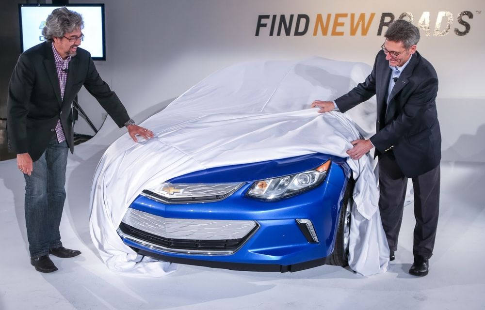 Chevrolet Volt se pregăteşte să primească o nouă generaţie - un nou teaser dezvăluie partea frontală - Poza 1
