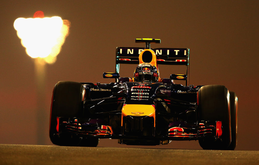 Vettel şi Ricciardo, excluşi din calificări pentru încălcarea regulamentului tehnic - Poza 1