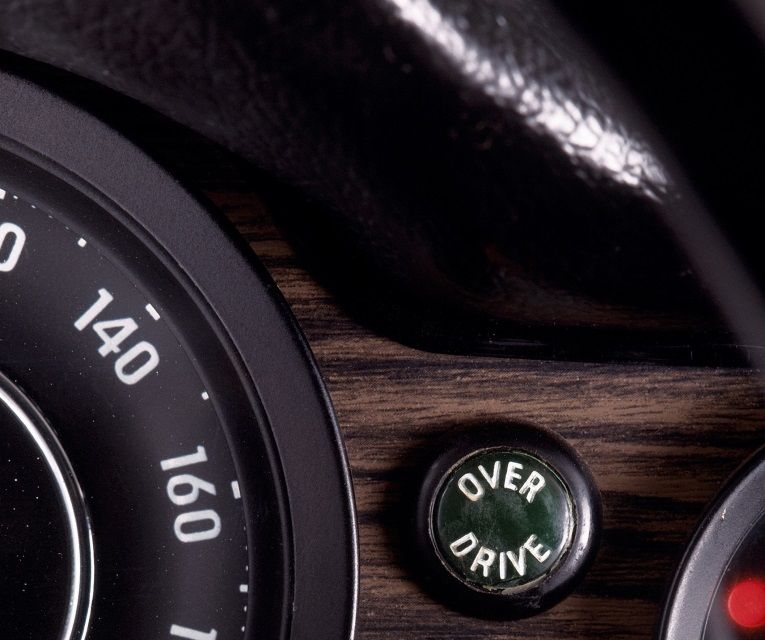 POVEŞTI AUTO: Trup şi suflet pentru siguranţă. Cronologia inovaţiilor Volvo - Poza 15