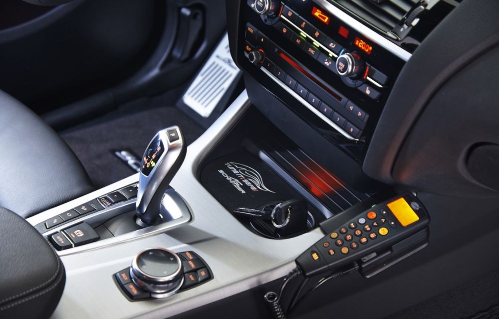 BMW X4 primeşte uniforma de poliţie şi modificări de la AC Schnitzer pentru campania Tune it! Safe! 2014 - Poza 16