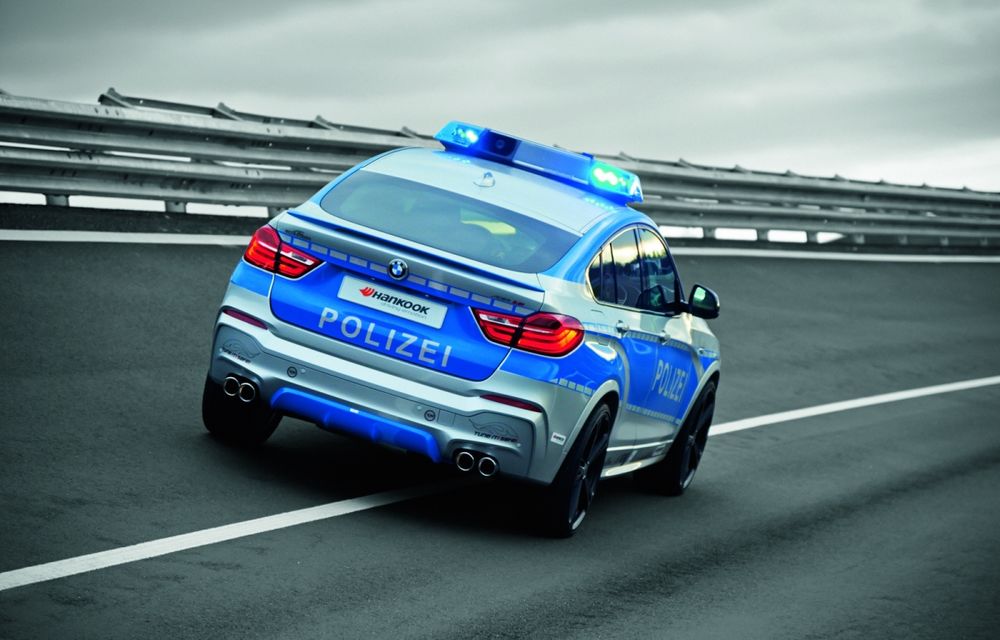 BMW X4 primeşte uniforma de poliţie şi modificări de la AC Schnitzer pentru campania Tune it! Safe! 2014 - Poza 4