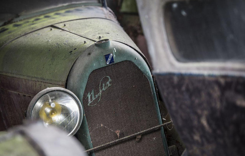 O colecție de aproape 100 automobile clasice a fost regăsită în Franța - Poza 8