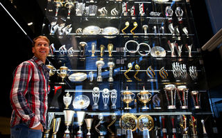 Peste 60 de trofee au fost furate din fabrica Red Bull Racing